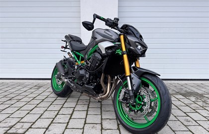 Kawasaki Z900 SE Custom Bike