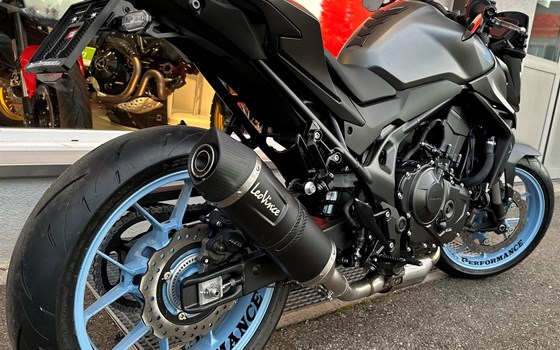 Umgebautes Motorrad Honda CB 750 von Direct Performance - Bild 3