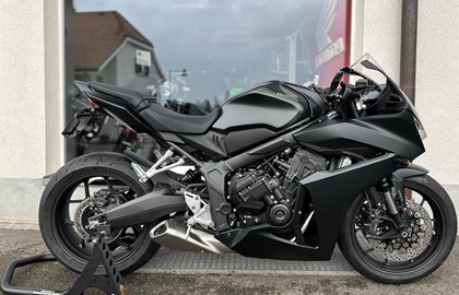 Honda CBR650R E-Clutch Custom Bike