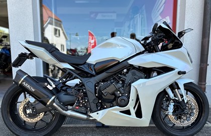 Honda CBR650R E-Clutch Custom Bike