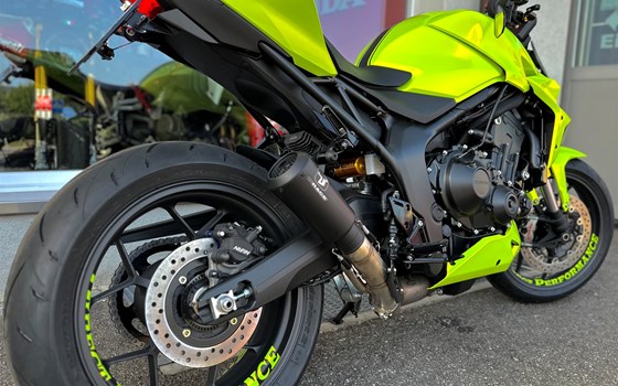 Umgebautes Motorrad Honda CB1000 Hornet SP von Direct Performance - Bild 4