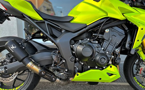Umgebautes Motorrad Honda CB1000 Hornet SP von Direct Performance - Bild 7