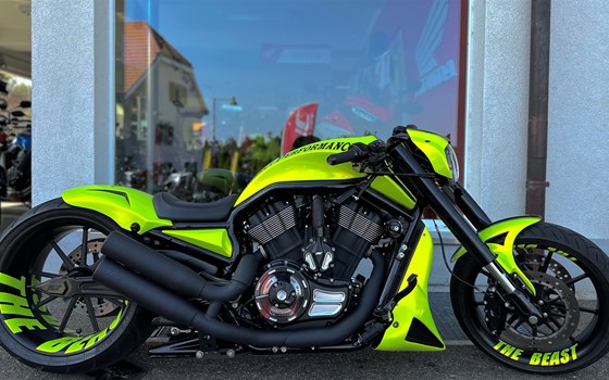 Umgebautes Motorrad Harley-Davidson Custom Bike von Direct Performance - Bild 8