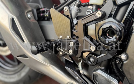 Umgebautes Motorrad Kawasaki Z900 von Jahelka Zweirad GmbH - Bild 6