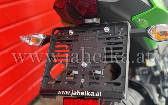 Umgebautes Motorrad Kawasaki Z 500 von Jahelka Zweirad GmbH - Bild 4