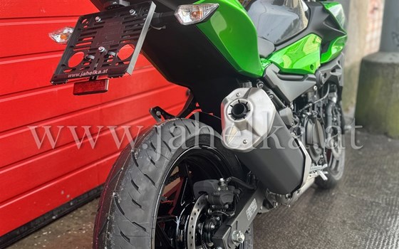 Umgebautes Motorrad Kawasaki Z 500 von Jahelka Zweirad GmbH - Bild 3