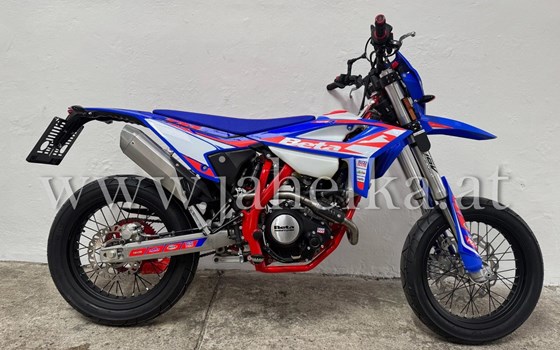 Umgebautes Motorrad Beta SPM 125 LC 4T von Jahelka Zweirad GmbH - Bild 2