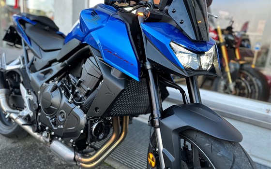 Umgebautes Motorrad Honda CB 750 von Direct Performance - Bild 6