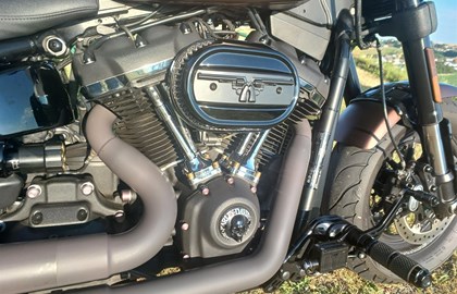 Harley-Davidson Softail Fat Bob 114 FXFBS Custom Bike