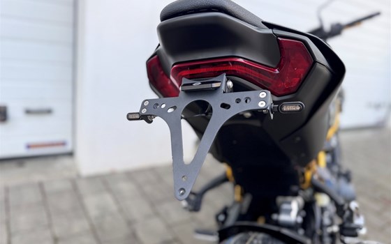 Umgebautes Motorrad Kawasaki Z900 von Zweirad Meggle - Bild 4