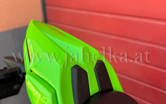 Umgebautes Motorrad Kawasaki Ninja 650 von Jahelka Zweirad GmbH - Bild 5