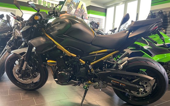 Umgebautes Motorrad Kawasaki Z900 von Moto Point Ilmenau e.K. - Inh. Frank Engelhardt - Bild 10