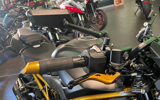 Umgebautes Motorrad Kawasaki Z900 von Moto Point Ilmenau e.K. - Inh. Frank Engelhardt - Bild 8