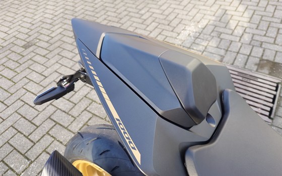 Umgebautes Motorrad Honda CB1000 Hornet SP von Bruhy Kraftfahrzeug GmbH - Bild 14