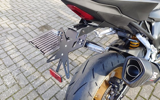 Umgebautes Motorrad Honda CB1000 Hornet SP von Bruhy Kraftfahrzeug GmbH - Bild 17