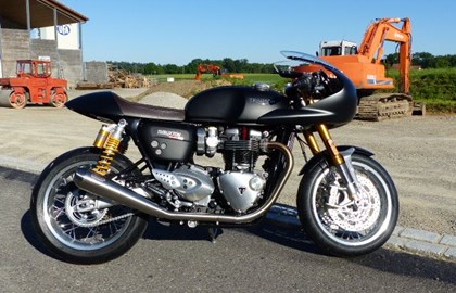 Triumph Thruxton 1200R Custom Bike