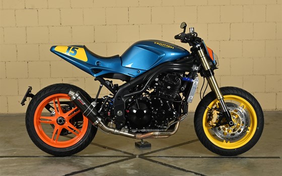Umgebautes Motorrad Triumph Speed Triple 1050 von Mäge Motos GmbH - Bild 1