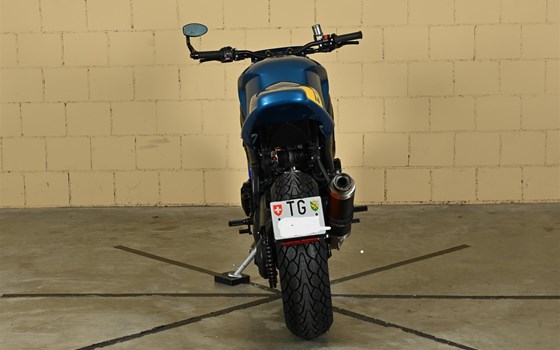 Umgebautes Motorrad Triumph Speed Triple 1050 von Mäge Motos GmbH - Bild 7