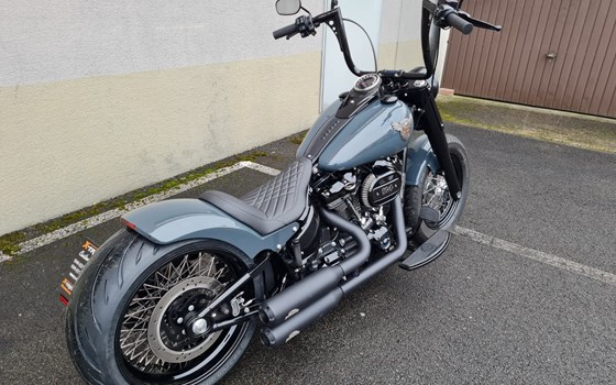 Umgebautes Motorrad Harley-Davidson Softail Heritage Classic 114 FLHCS von X-Trem Custombikes - Bild 2