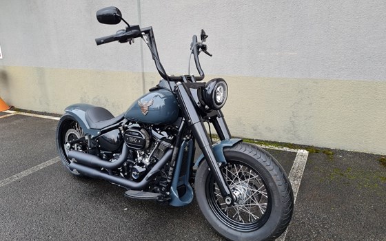 Umgebautes Motorrad Harley-Davidson Softail Heritage Classic 114 FLHCS von X-Trem Custombikes - Bild 3