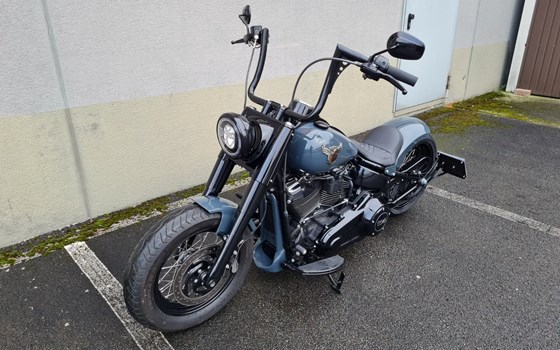 Umgebautes Motorrad Harley-Davidson Softail Heritage Classic 114 FLHCS von X-Trem Custombikes - Bild 9