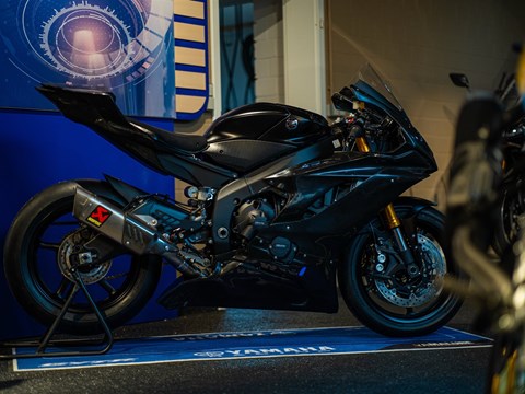 Yamaha R6 RACE CJ32
