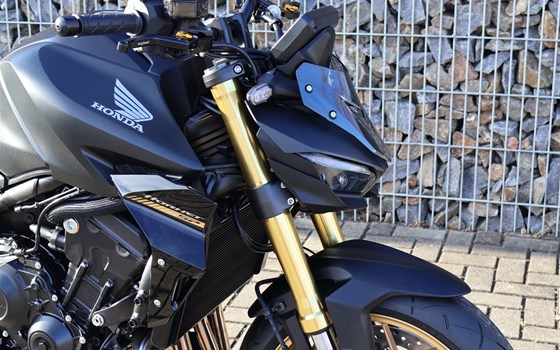 Umgebautes Motorrad Honda CB1000 Hornet SP von Motorradcenter Keßler - Bild 12