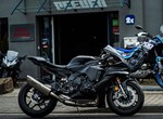 Umbgebautes Motorrad Yamaha R1 RACE