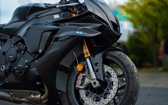 Umgebautes Motorrad Yamaha R1 RACE von Motorradtechnik Geenen GmbH - Bild 2