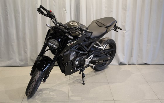 Umgebautes Motorrad Honda CB125R von Moto-Meinig GmbH - Bild 9