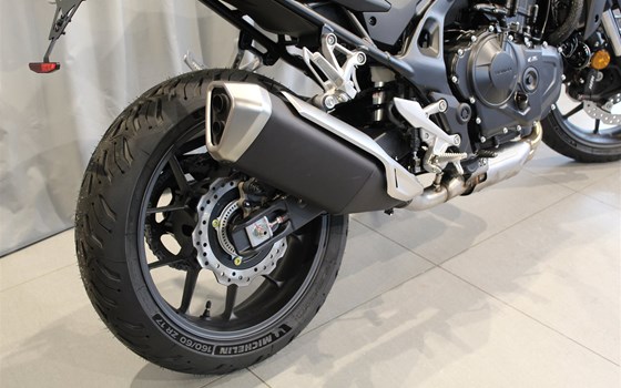 Umgebautes Motorrad Honda CB750 Hornet von Moto-Meinig GmbH - Bild 3