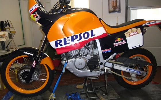 Umgebautes Motorrad Honda XL 600V Transalp von Bike & Cars - Jenas Biker Corner - Dirk Helbig - Bild 7