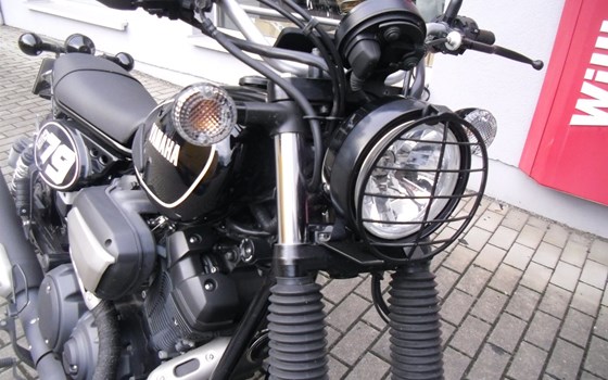 Umgebautes Motorrad Yamaha SCR950 von Bike & Cars - Jenas Biker Corner - Dirk Helbig - Bild 13