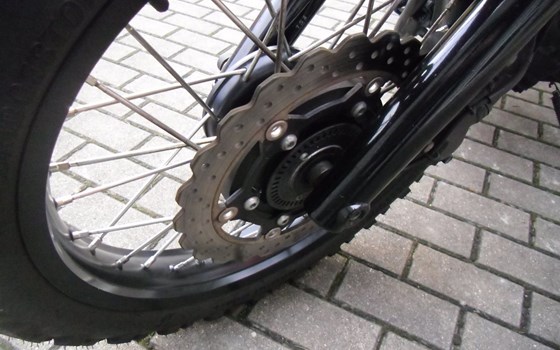 Umgebautes Motorrad Yamaha SCR950 von Bike & Cars - Jenas Biker Corner - Dirk Helbig - Bild 6