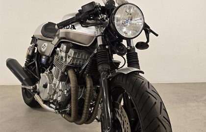 Honda CB 750 Sevenfifty Custom Bike