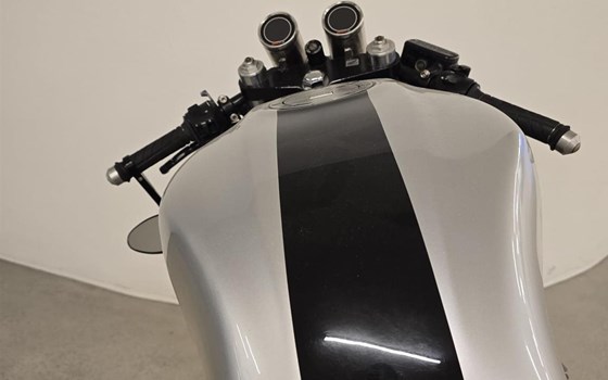 Umgebautes Motorrad Honda CB 750 Sevenfifty von user1589858 - Bild 5