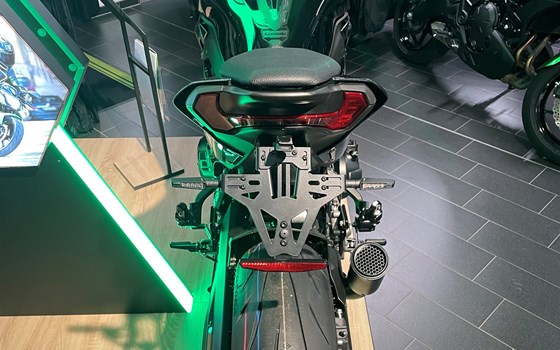 Umgebautes Motorrad Kawasaki Z900 von Moto Point Ilmenau e.K. - Inh. Frank Engelhardt - Bild 13