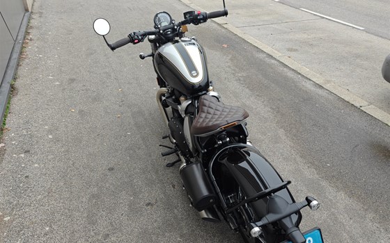 Umgebautes Motorrad Triumph Bonneville Bobber von IL MOTO  Motorradhandel und Reparaturwerkstätte GesmbH - Bild 7