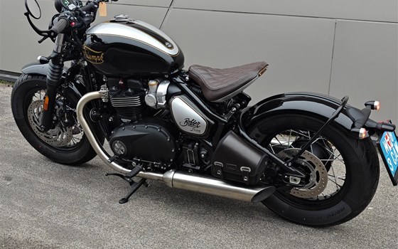 Umgebautes Motorrad Triumph Bonneville Bobber von IL MOTO  Motorradhandel und Reparaturwerkstätte GesmbH - Bild 14