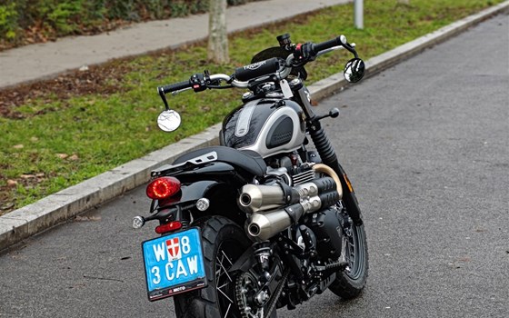 Umgebautes Motorrad Triumph Scrambler 900 von IL MOTO  Motorradhandel und Reparaturwerkstätte GesmbH - Bild 10