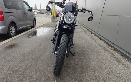 Umgebautes Motorrad Triumph Scrambler 900 von IL MOTO  Motorradhandel und Reparaturwerkstätte GesmbH - Bild 3