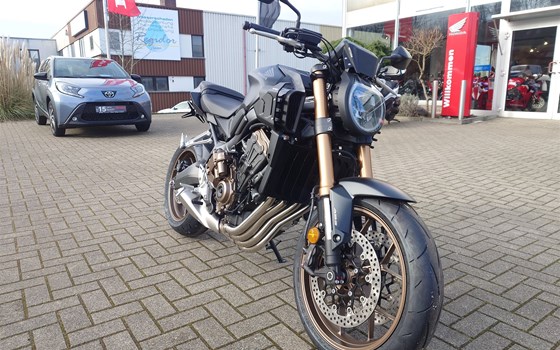 Umgebautes Motorrad Honda CB650R E-Clutch von Bruhy Kraftfahrzeug GmbH - Bild 4