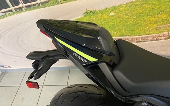 Umgebautes Motorrad Kawasaki Ninja ZX-6R von Müritz-Bike, A. Westphal - Bild 2