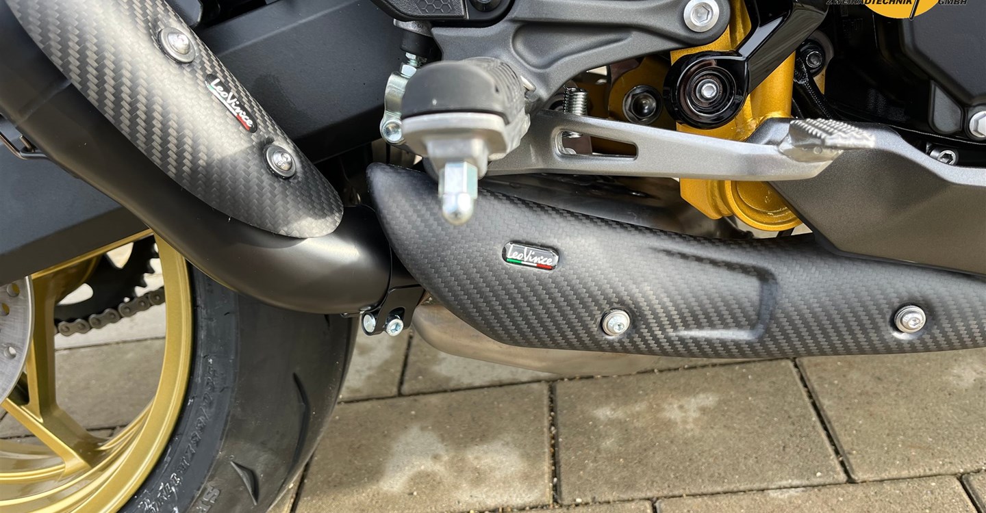 Umbgebautes Motorrad Kawasaki Z900