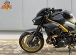 Umbgebautes Motorrad Kawasaki Z900