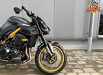 Umbgebautes Motorrad Kawasaki Z900