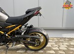 Umbgebautes Motorrad Kawasaki Z900
