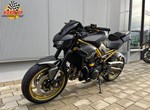 Umbgebautes Motorrad Kawasaki Z900