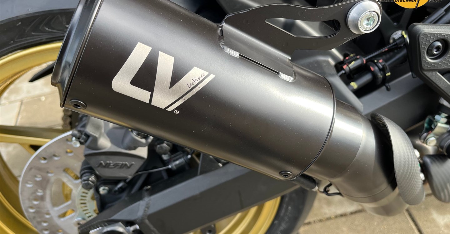 Umbgebautes Motorrad Kawasaki Z900