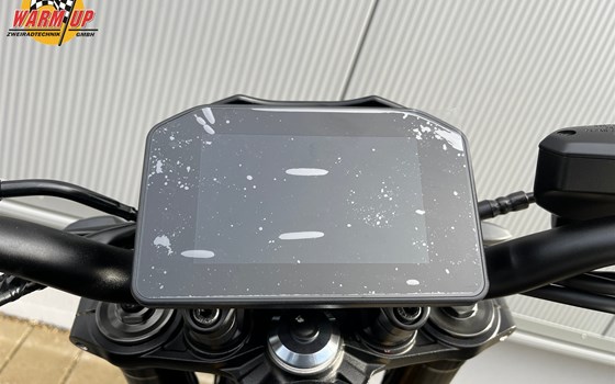 Umgebautes Motorrad Kawasaki Z900 von Warm Up Zweiradtechnik GmbH - Bild 8